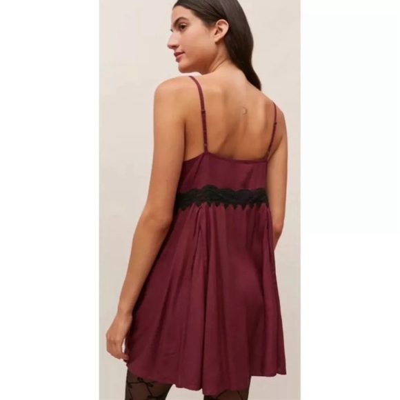 Urban Outfitters Burgundy Dress - Picture 2 of 5